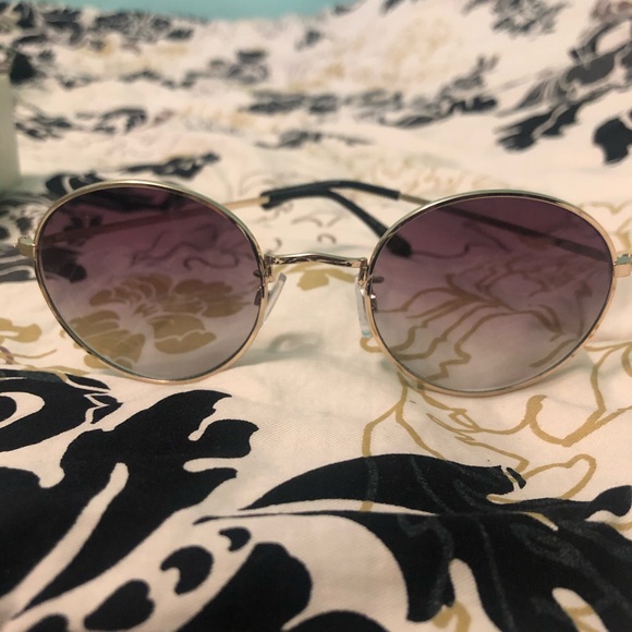 Sunglasses Combo Set! - Picture 2 of 5